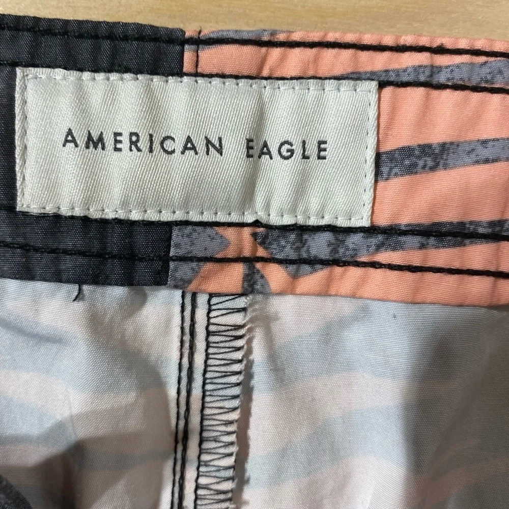 American Eagle Outfitters Black and Peach Patterned Swim Trunks XL (OF)